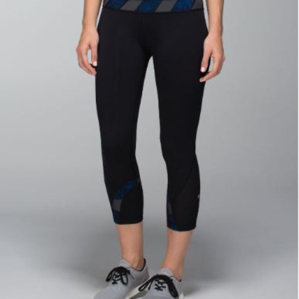 Lululemon Run: Inspire Crop II *Sashiko Size 8